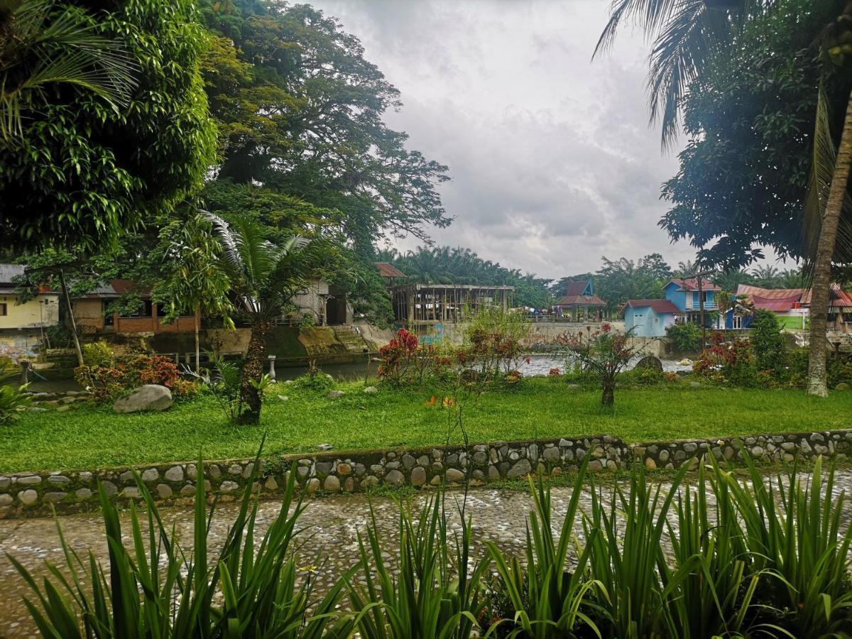Wisma Leuser Sibayak Bukit Lawang Esterno foto