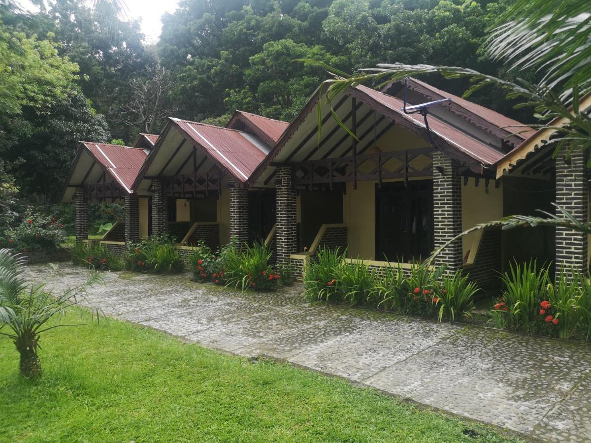 Wisma Leuser Sibayak Bukit Lawang Esterno foto