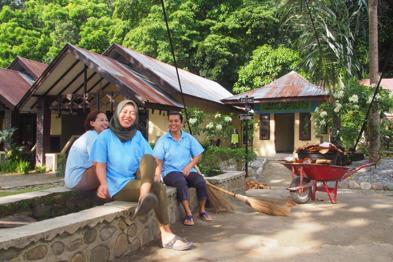 Wisma Leuser Sibayak Bukit Lawang Esterno foto